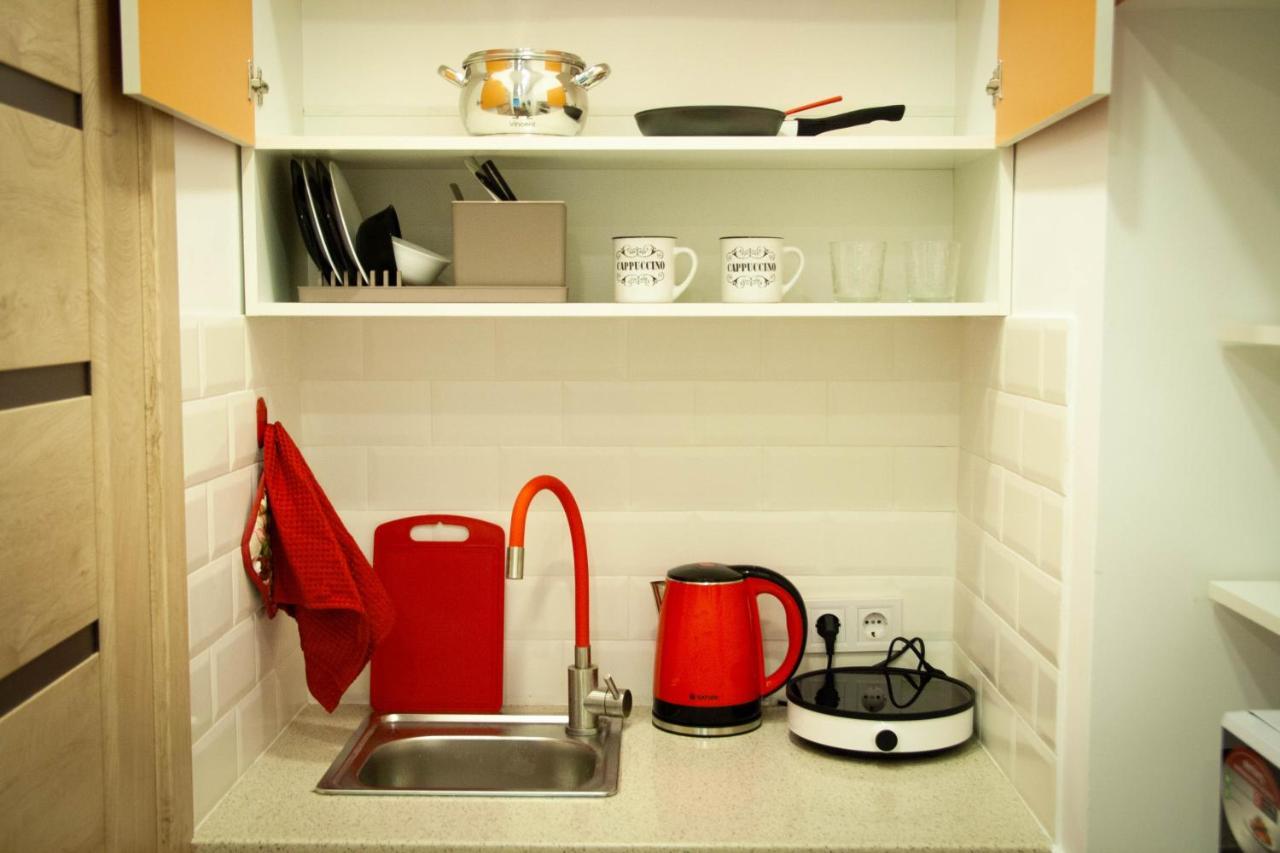 Світло Цілодобово Apartments In The City Center Lviv Buitenkant foto