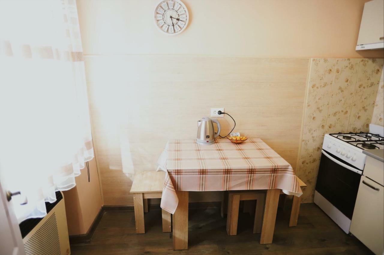 Світло Цілодобово Apartments In The City Center Lviv Buitenkant foto