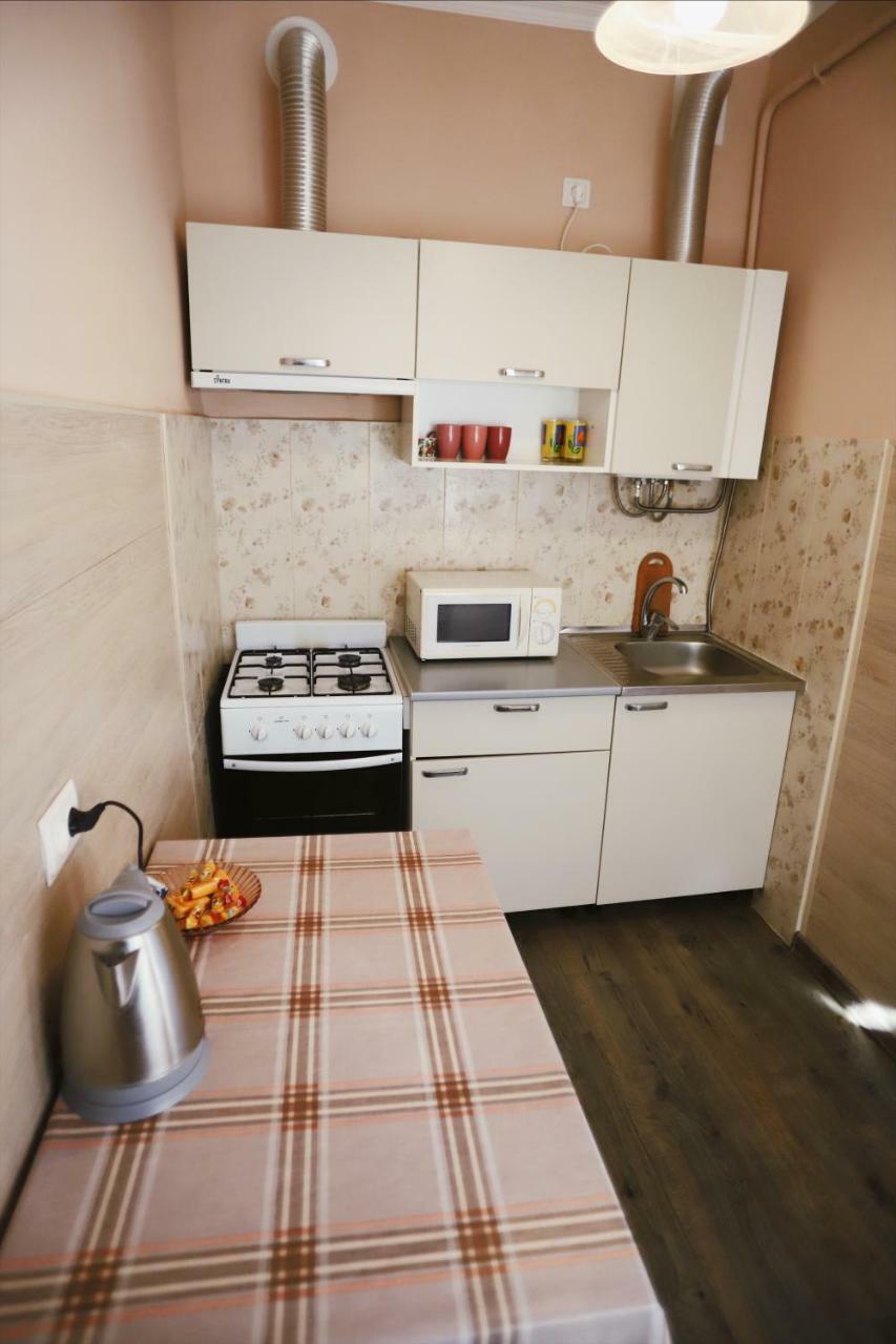 Світло Цілодобово Apartments In The City Center Lviv Buitenkant foto